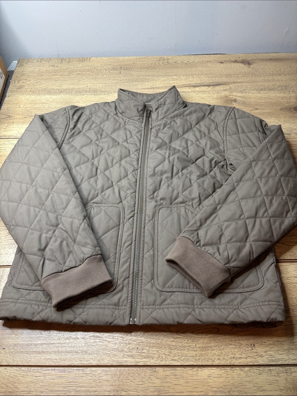 Women’s Filson Quilted Zip-Up Jacket in Taupe Brown Size Large
